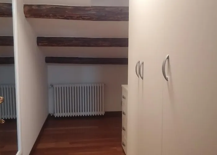 Good Wine Apartments